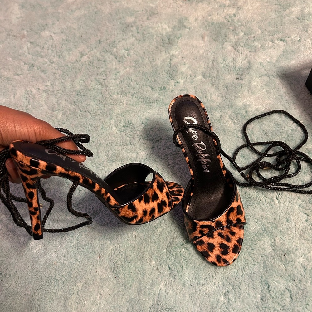 Cape Robbin Black and Tan Strappy Heels